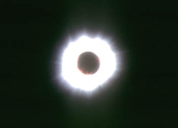 eclipse1.jpg (8429 bytes)